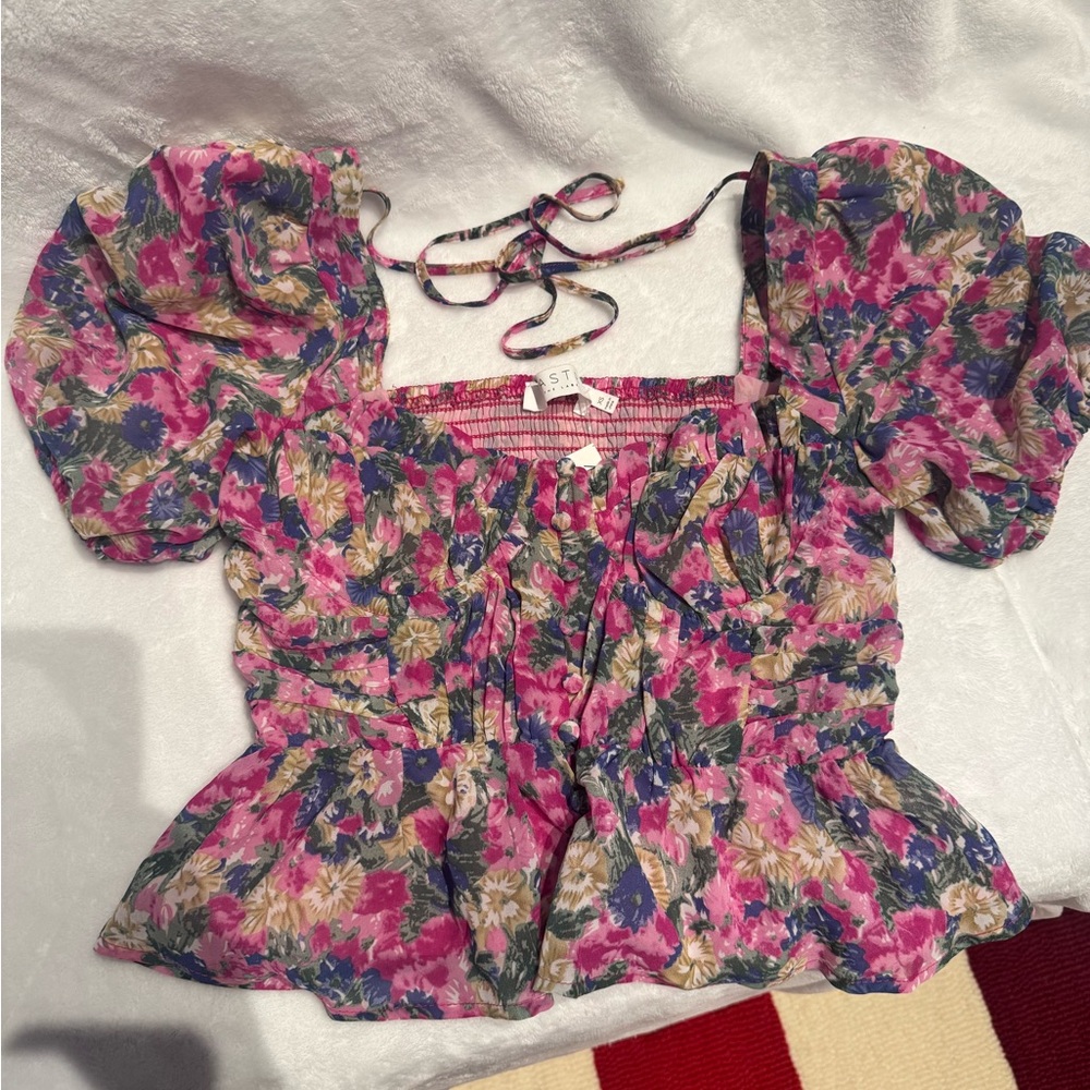 Astr XS brand new top